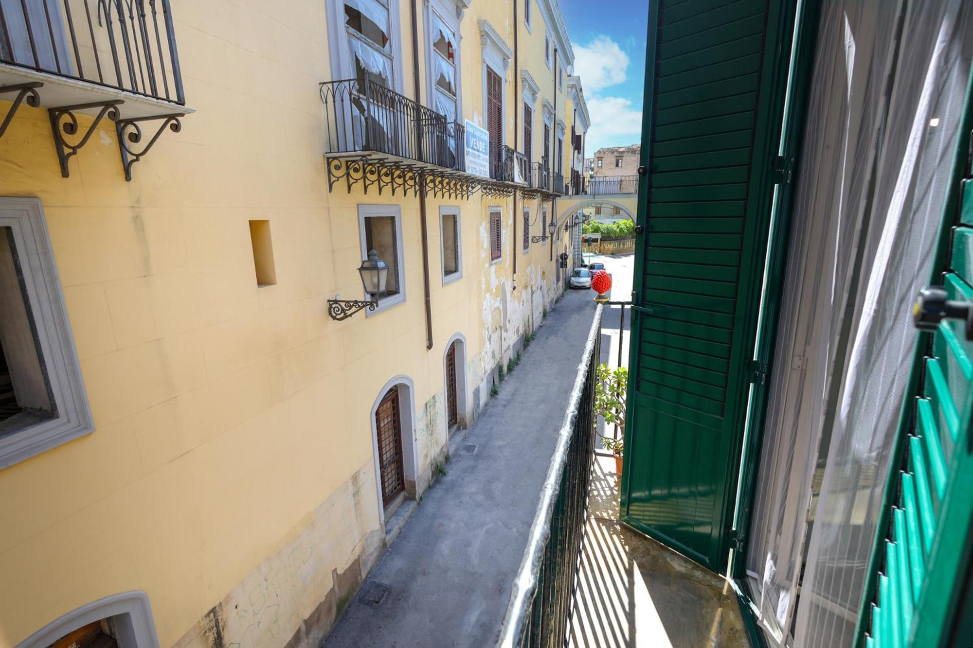 Il Bel Canto Appartamento In Centro Storico ปาแลร์โม ภายนอก รูปภาพ